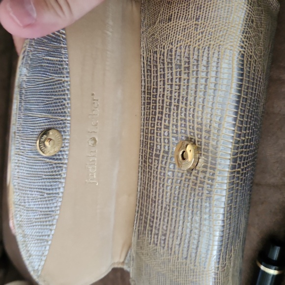 Judith Leiber Gold Snakeskin Print Eye Glass Holder Or Clutch - Picture 5 of 10